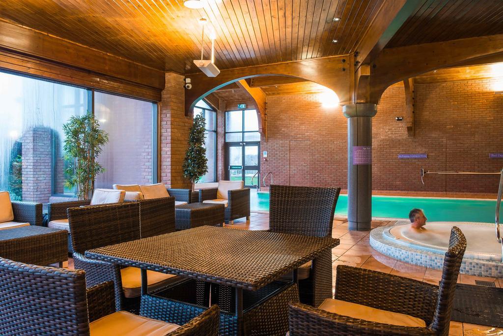 Abbey Hotel Golf & Spa Redditch Exterior photo