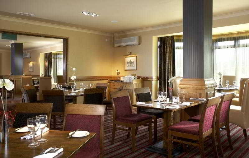 Abbey Hotel Golf & Spa Redditch Restaurant photo